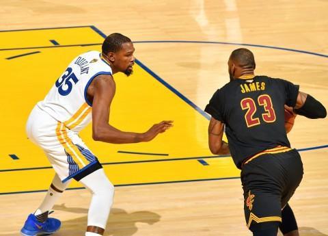 与此同时 与此同时