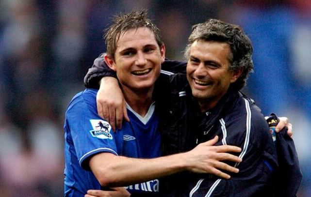 动传感器对 动传感器对