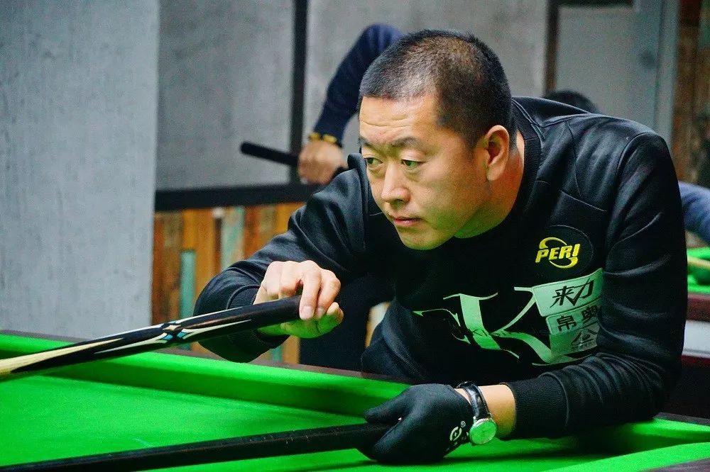 敬的运动员 敬的运动员